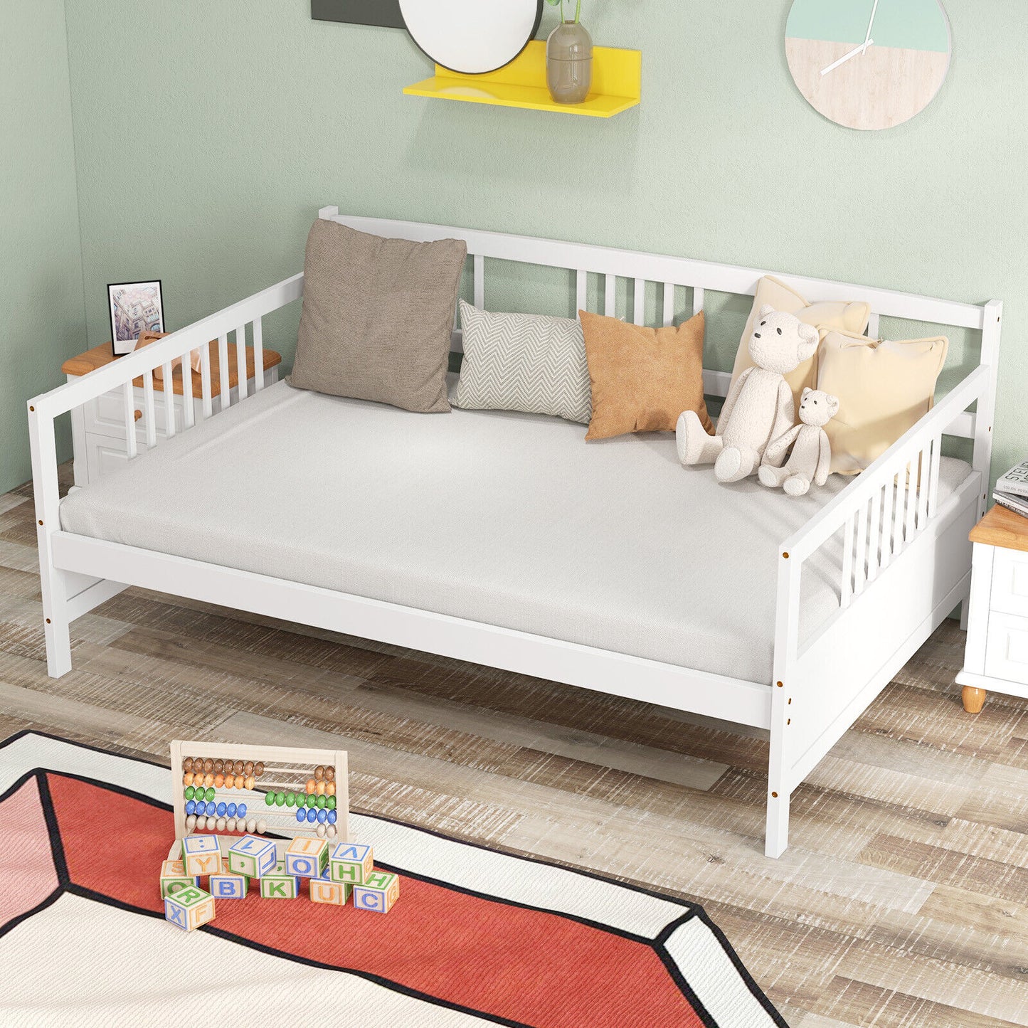 Classic Wooden Full Size Daybed Frame with Guardrails
