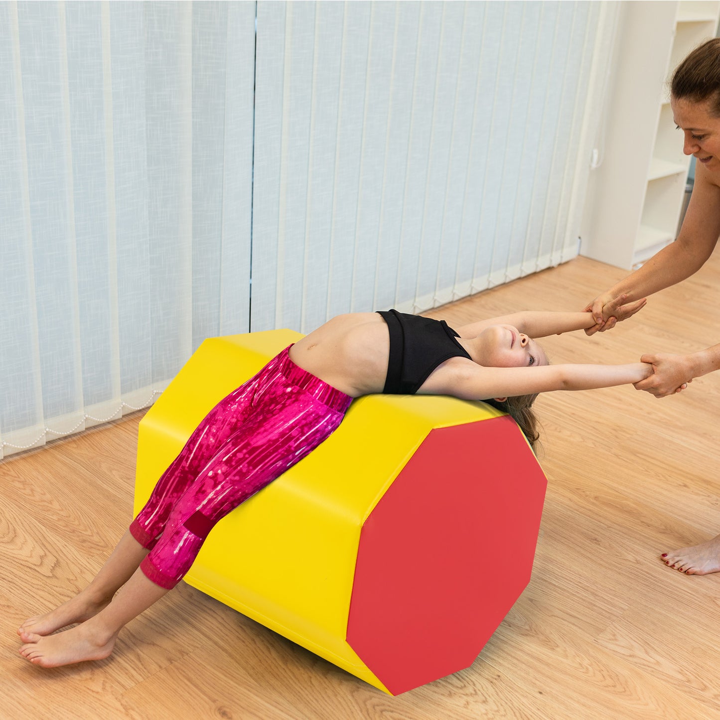 24.5 Inch x 24.5 Inch Octagon Gymnastics Mat with Waterproof Zippered Cover-Yellow