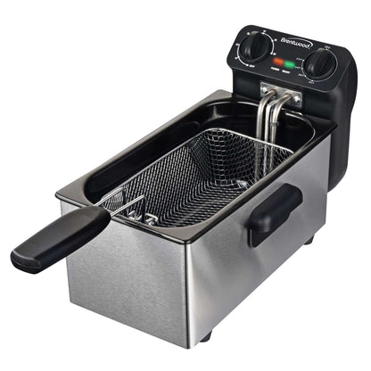 Brentwood 12-Cup 1,500W Stainless Steel Electric Deep Fryer with Timer - view 2