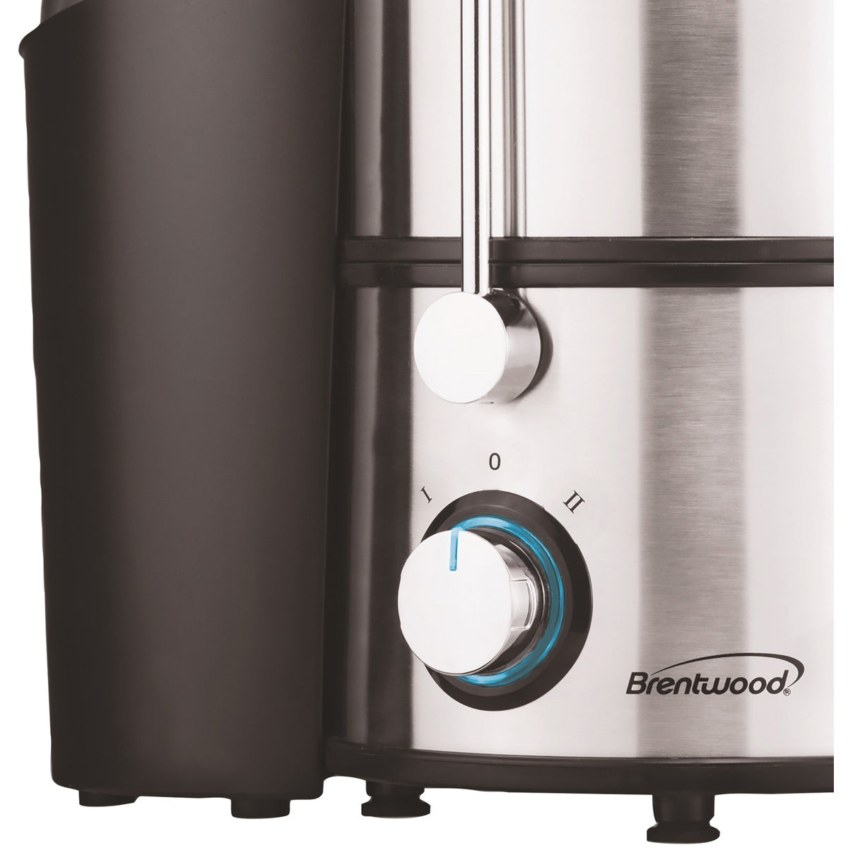 Brentwood 800W Stainless Steel Juice Extractor with Wide Feed Chute & 34-Oz. Jar - view 4