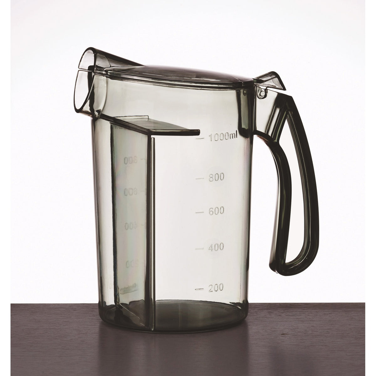 Brentwood 800W Stainless Steel Juice Extractor with Wide Feed Chute & 34-Oz. Jar - view 8