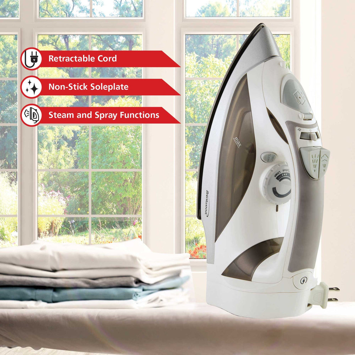 Brentwood 1,200W Nonstick Steam Iron with Retractable Cord - White - view 2