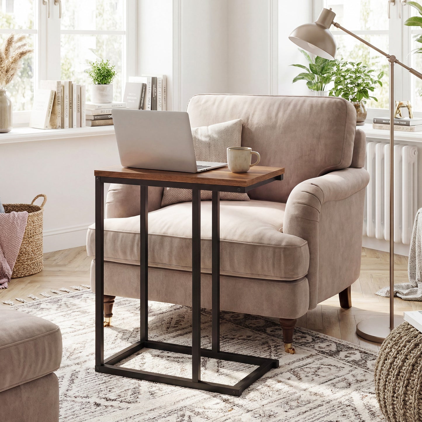 C-Shaped End Table Small Side Table with Sturdy Metal Frame-Walnut