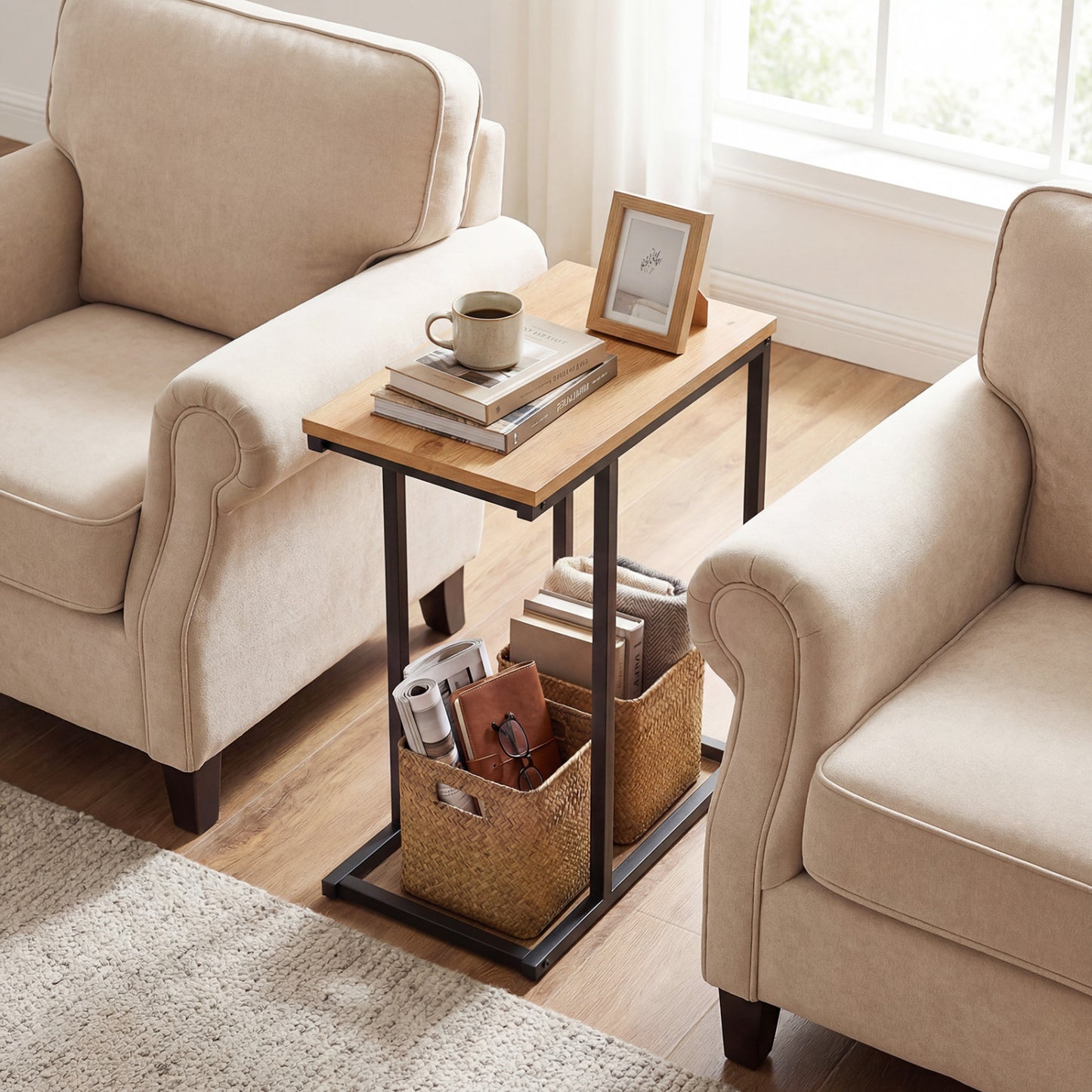 C-Shaped End Table Small Side Table with Sturdy Metal Frame-Natural