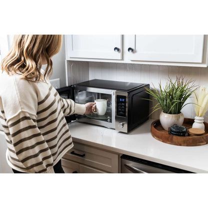 Magic Chef 1.0 Cu. Ft. 1,000W Countertop Microwave with Air Fryer, Convection & Grill, Stainless - view 8