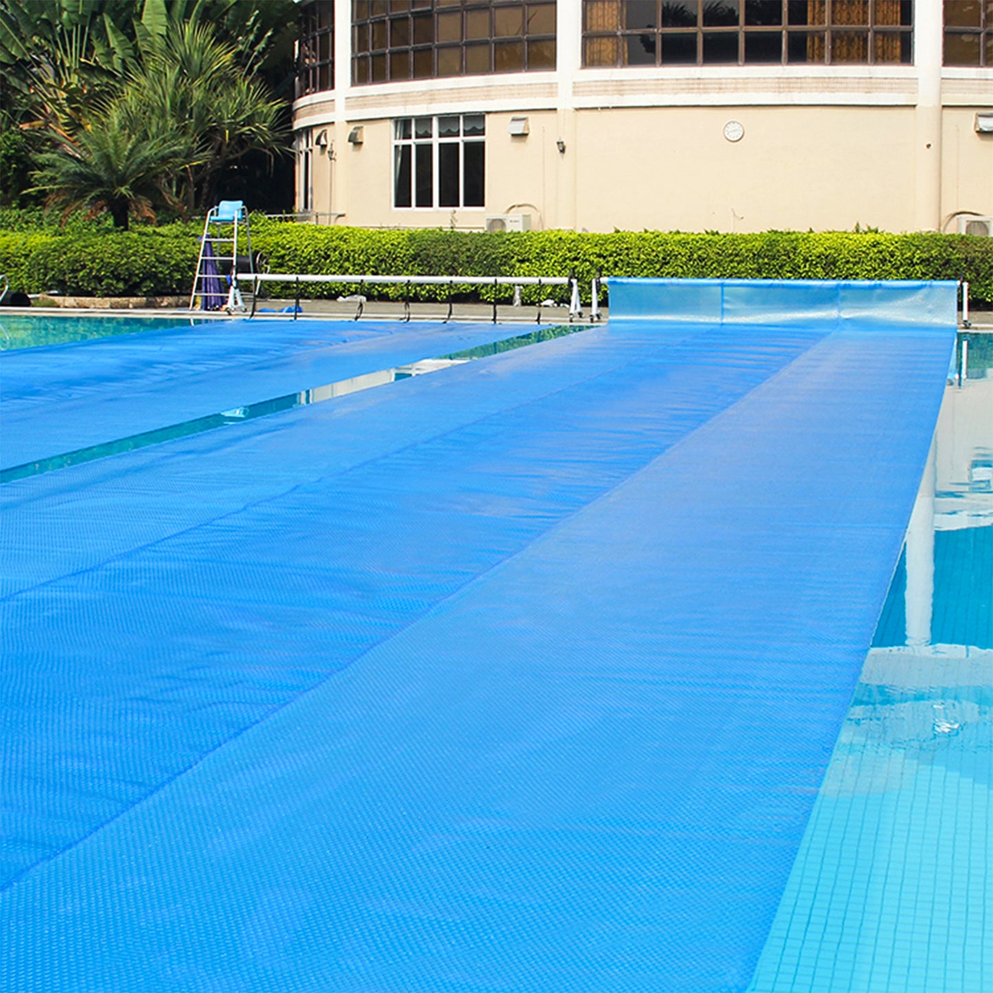 Rectangle Swimming Pool Cover 12-MIL Heat Retaining Pool Solar Blanket with Carrying Bag-32FT x 16FT