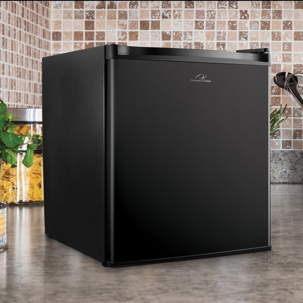 Commercial Cool 1.6 Cu. Ft. Compact Refrigerator with Freezer Compartment, Black - view 9